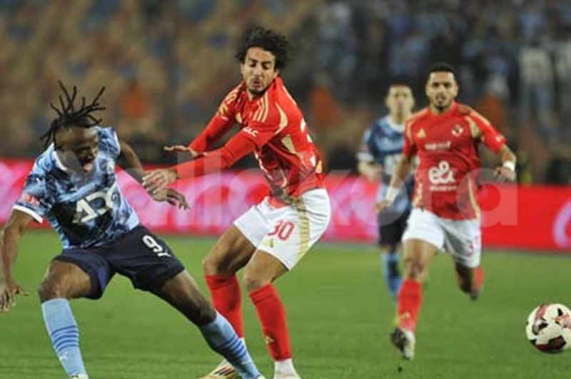 <p><strong>انطلاق حفل توزيع الجوائز وتسليم الدرع: رابطة الأندية تكشف تفاصيل مصير الجولة الأخيرة للدوري ومباراة بيراميدز</strong></p> انطلاق حفل توزيع الجوائز وتسليم الدرع: رابطة الأندية تكشف تفاصيل مصير الجولة الأخيرة للدوري ومباراة بيراميدز