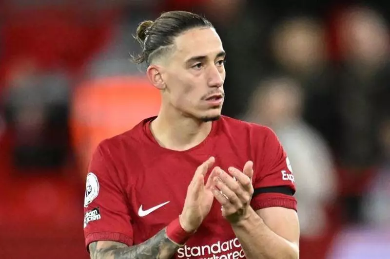 تسيميكاس في مفترق الطرق: مغادرته لليفربول والوجهة المحتملة المقبلة تسيميكاس في مفترق الطرق: مغادرته لليفربول والوجهة المحتملة المقبلة